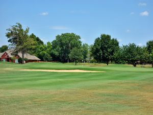 Oak Tree CC (East) 1st Approach